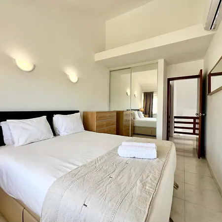 Out - Vilamoura - Duplex *