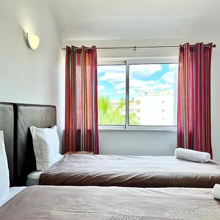 Out - Vilamoura - Duplex Quarteira