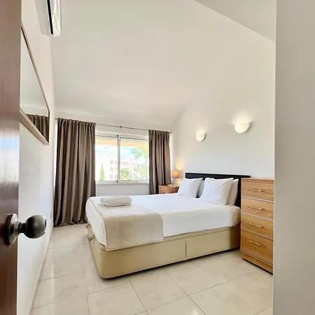 Out - Vilamoura - Duplex *