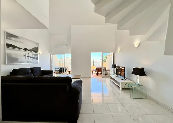 Out - Vilamoura - Duplex Quarteira