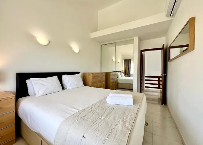 Out - Vilamoura - Duplex *