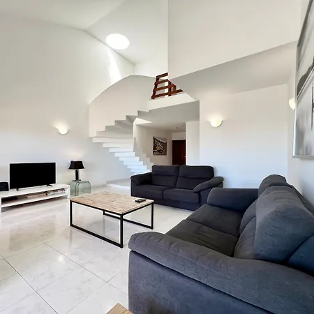 Out - Vilamoura - Duplex